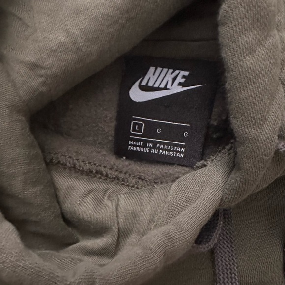 OLIVE GREEN NIKE HOODIE - Picture 3 of 3